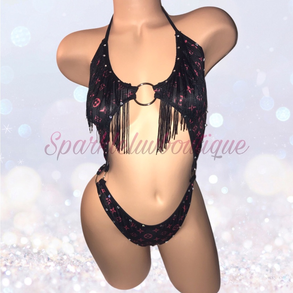 Exotic dancewear